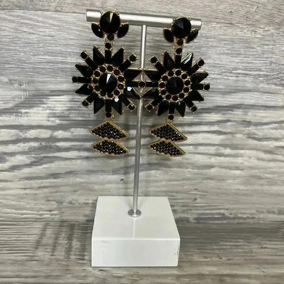 Fashion Jewelry Black Rhinestone Dangle Statement Earrings - Picture 3 of 9